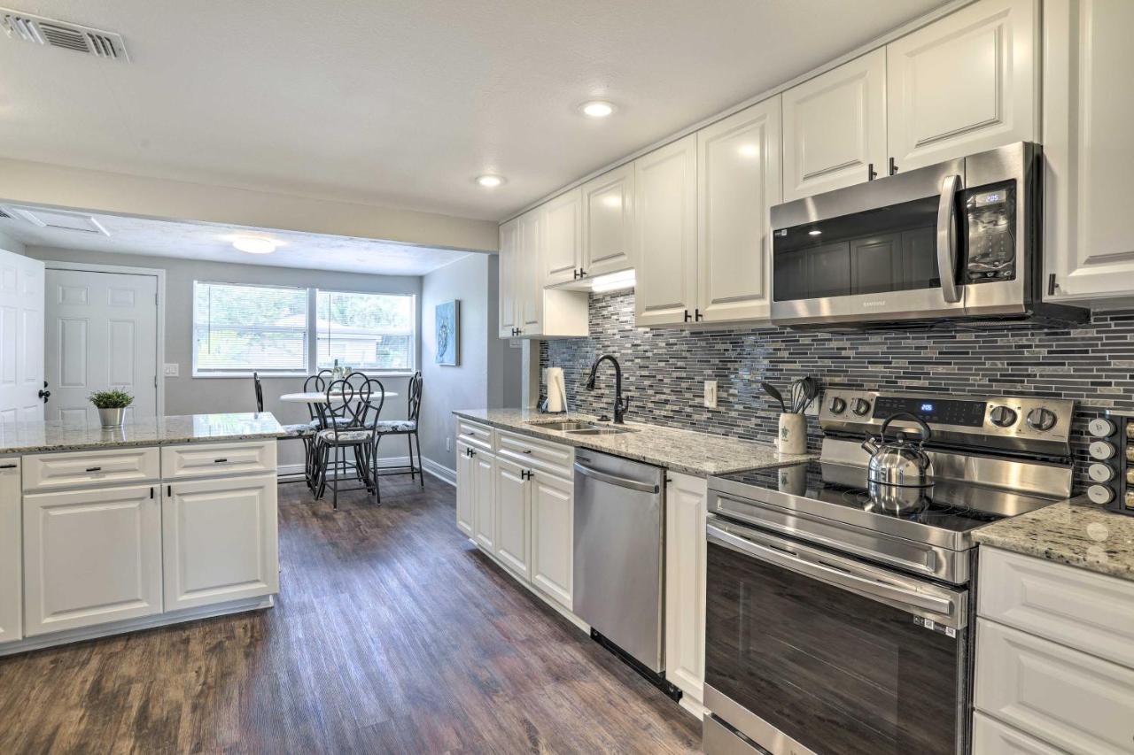 Pet-Friendly Gulfport Home Less Than 2 Mi To Beach St. Petersburg Exterior foto